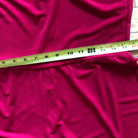 Gorgeous Ralph Lauren Red Sleeveless Wide-Leg Jumpsuit - Picture 14 of 16